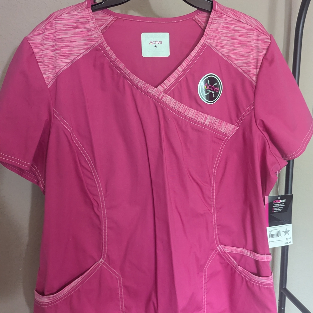 Active USA Pink Women's Top